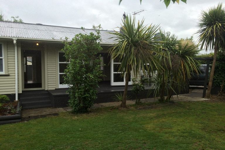 Photo of property in 4 Clyde Street, Utuhina, Rotorua, 3015
