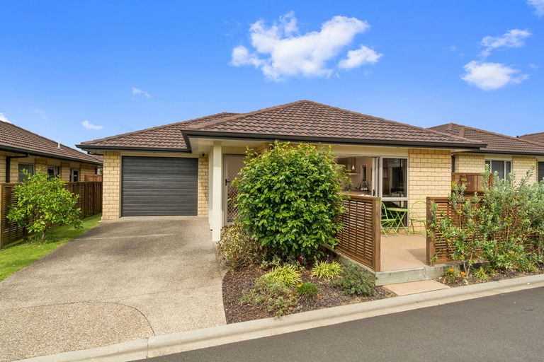 Photo of property in 10 Havenbrook Way, Pyes Pa, Tauranga, 3112