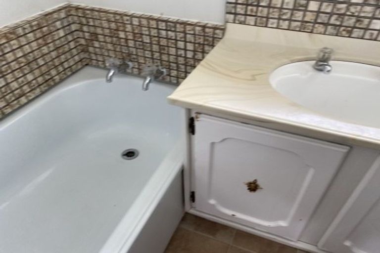 Photo of property in 718d Pioneer Highway, Takaro, Palmerston North, 4412