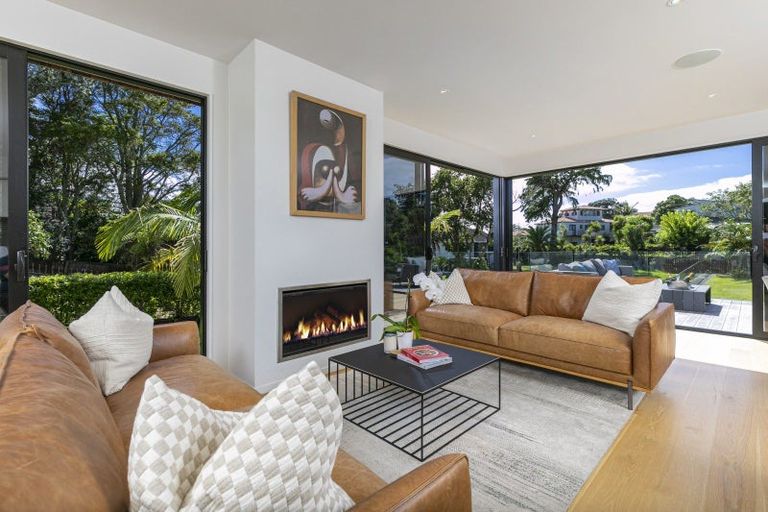 Photo of property in 91b Hebron Road, Waiake, Auckland, 0630