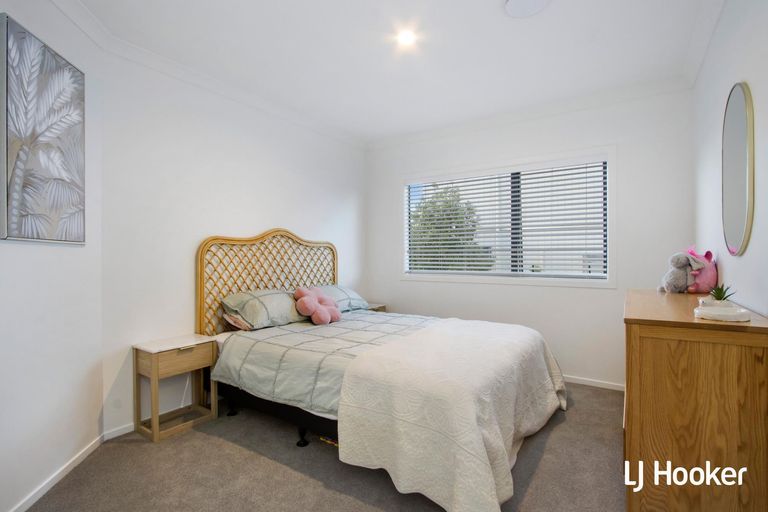 Photo of property in 17 Brighton Road, Waihi Beach, 3611