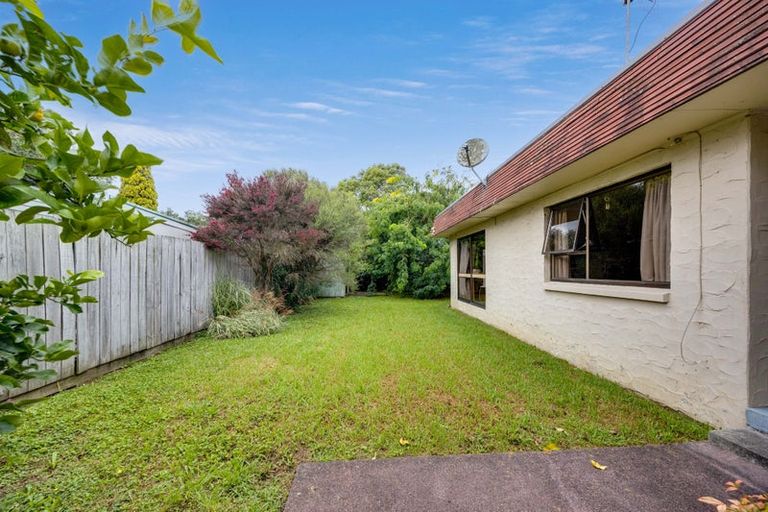 Photo of property in 130a Bruce Mclaren Road, Henderson, Auckland, 0612