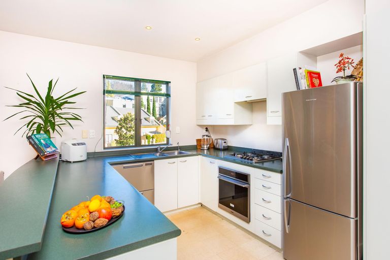 Photo of property in 9/118 Grantham Street, Hamilton Central, Hamilton, 3204