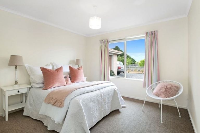 Photo of property in 21 Teviotview Place, Amberley, 7410