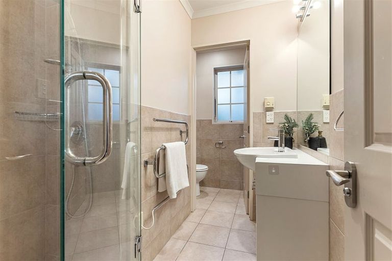 Photo of property in 46 Westerham Drive, Dannemora, Auckland, 2016