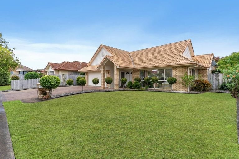 Photo of property in 5 Casabella Court, Northpark, Auckland, 2013