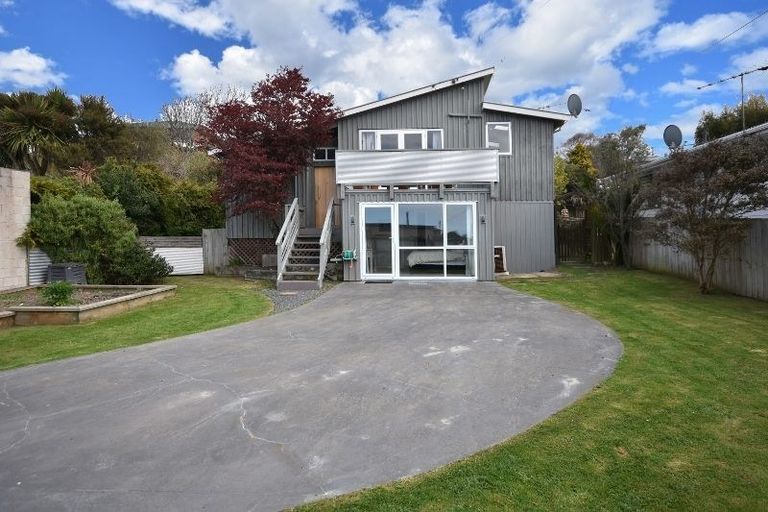 Photo of property in 28 Edna Street, Ocean View, Dunedin, 9035