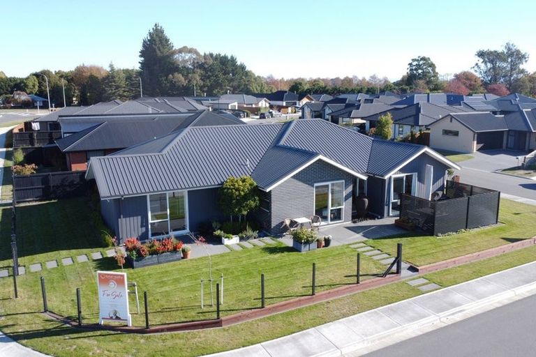 Photo of property in 1 Tara Crescent, Woodend, 7610