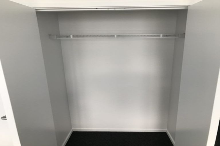 Photo of property in 18 Frank Gill Road, Hobsonville, Auckland, 0616