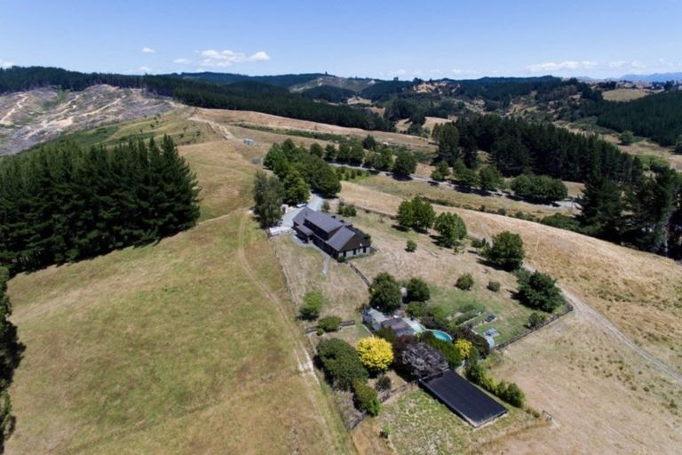 Photo of property in 235 Supplejack Valley Road, Upper Moutere, 7173