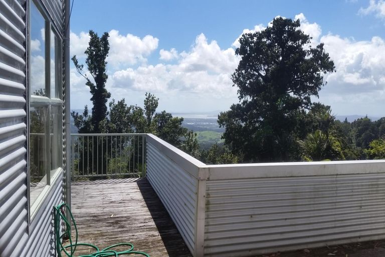 Photo of property in 182 Opanuku Road, Henderson Valley, Auckland, 0612