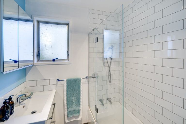 Photo of property in 209 Park Road South, Akina, Hastings, 4122