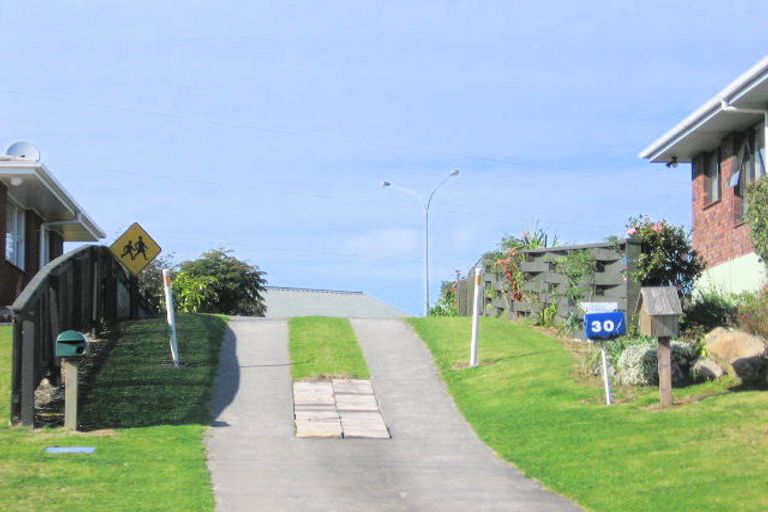 Photo of property in 38 Wickham Place, Hairini, Tauranga, 3112
