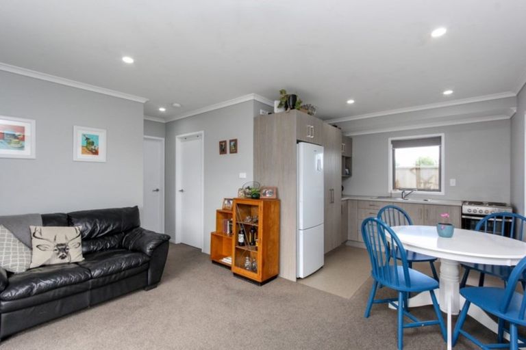 Photo of property in 1/6 Warre Street, Waitara, 4320