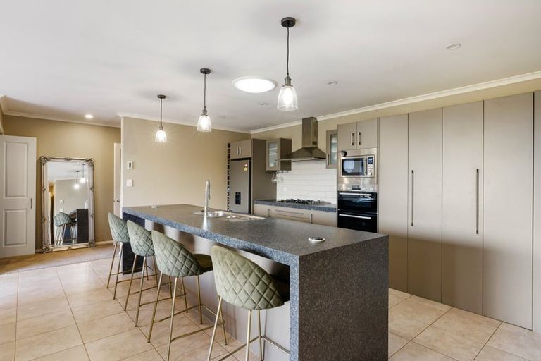 Photo of property in 14 The Peninsula, Huntington, Hamilton, 3210