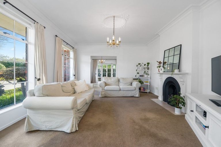 Photo of property in 60b Sandwich Road, St Andrews, Hamilton, 3200