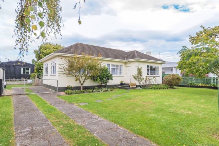 Photo of property in 6 Perham Place, Aramoho, Whanganui, 4500