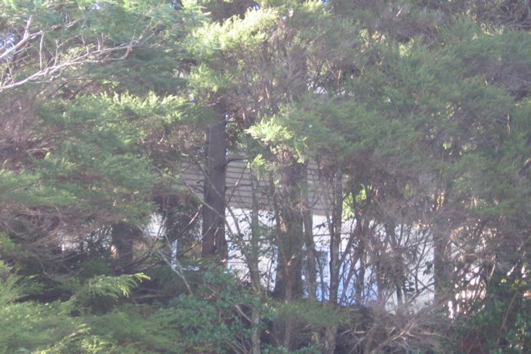 Photo of property in 39 Woodfern Crescent, Titirangi, Auckland, 0604