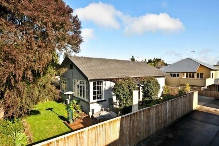 Photo of property in 12 Hammond Street, Hamilton Central, Hamilton, 3204