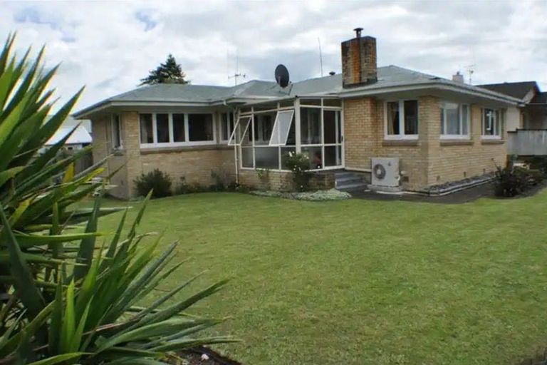 Photo of property in 27 George Street, Morrinsville, 3300