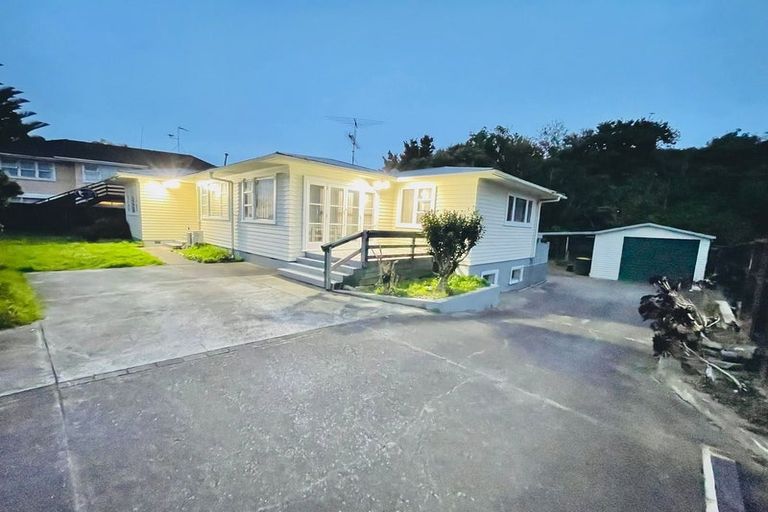Photo of property in 25 Rosehill Drive, Rosehill, Papakura, 2113