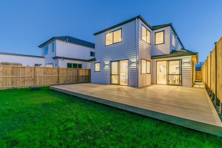 Photo of property in 15 Kopuru Road, Whenuapai, Auckland, 0618