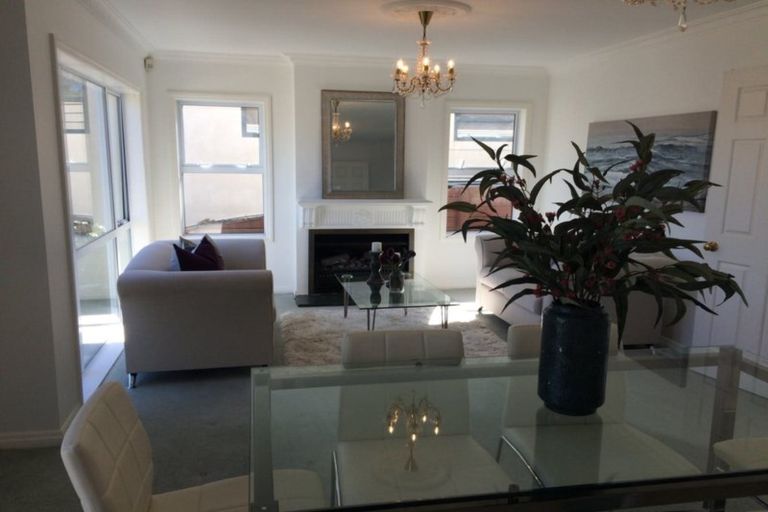 Photo of property in 11 Tralee Terrace, Dannemora, Auckland, 2016