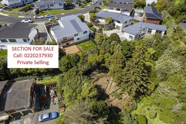 Photo of property in 21a Lomita Road, Johnsonville, Wellington, 6037