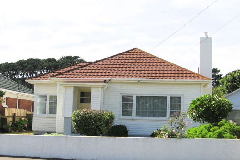 Photo of property in 243 Rintoul Street, Berhampore, Wellington, 6023