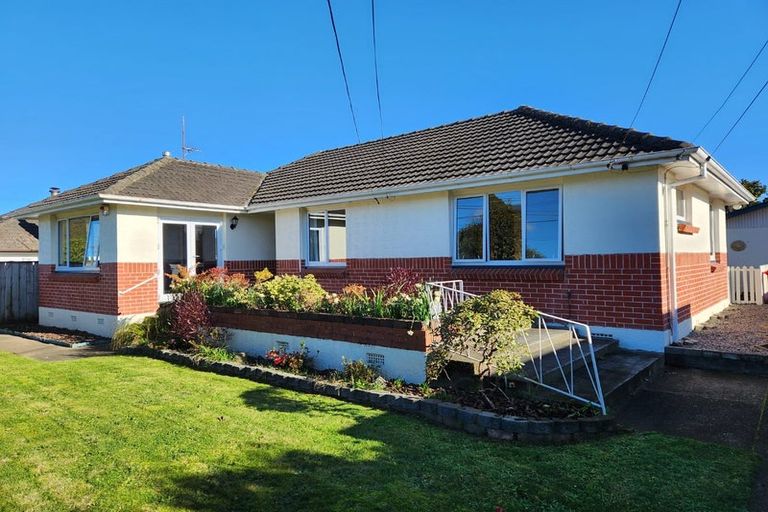 Photo of property in 51 Totara Park Road, Clouston Park, Upper Hutt, 5018