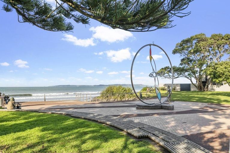 Photo of property in 24 West Hoe Road, Orewa, 0931