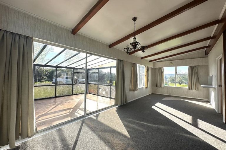 Photo of property in 96 Koraha Road, Kumeu, 0892