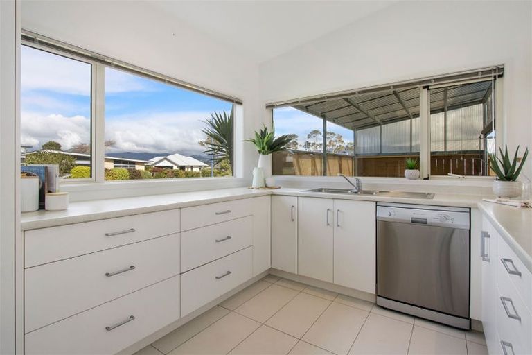 Photo of property in 10 Riverside Place, Katikati, 3129