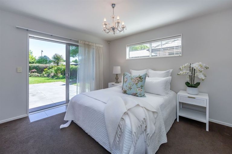 Photo of property in 2 Levinge Lane, Hillmorton, Christchurch, 8024