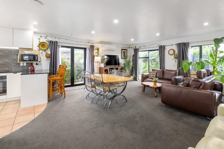 Photo of property in 11 Leonard Place, Dinsdale, Hamilton, 3204