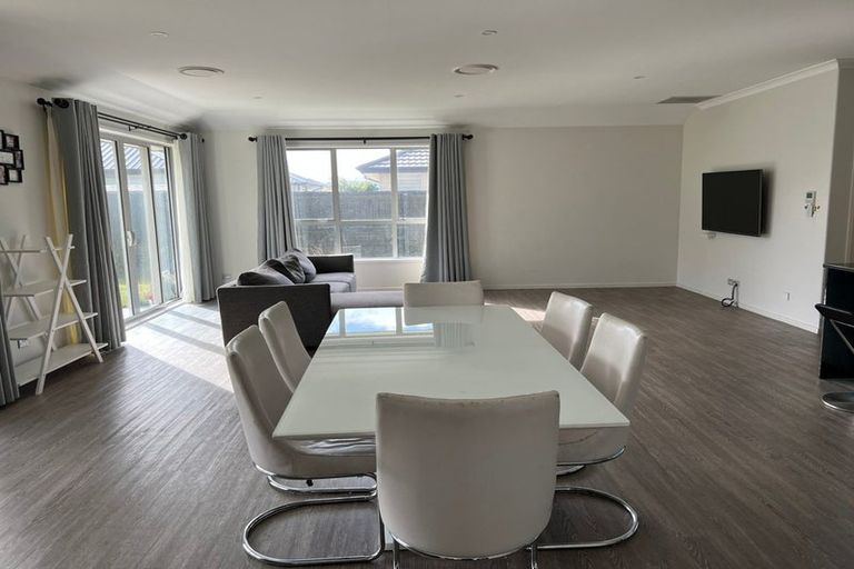 Photo of property in 2 James Caird Lane, Wigram, Christchurch, 8025