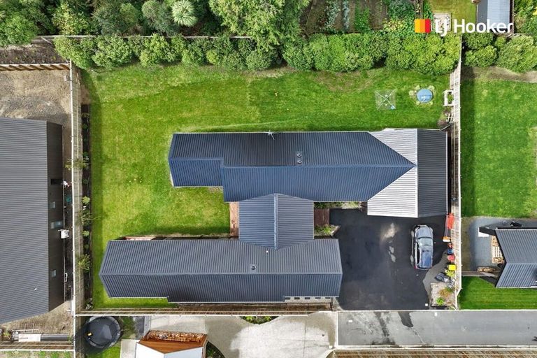 Photo of property in 18 Three Kings Court, Outram, 9019