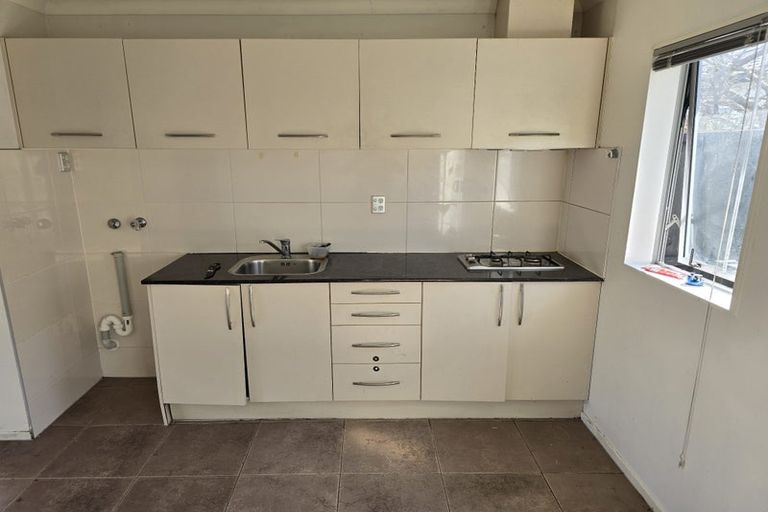 Photo of property in 10 Bushpark Place, Flat Bush, Auckland, 2016