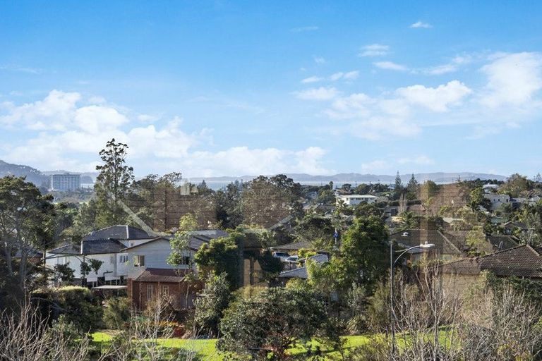 Photo of property in 13 Anchorite Way, Red Beach, 0932