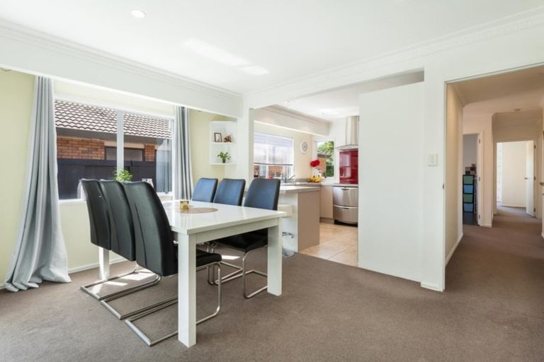 Photo of property in 1/37 Sunrise Avenue, Mount Maunganui, 3116