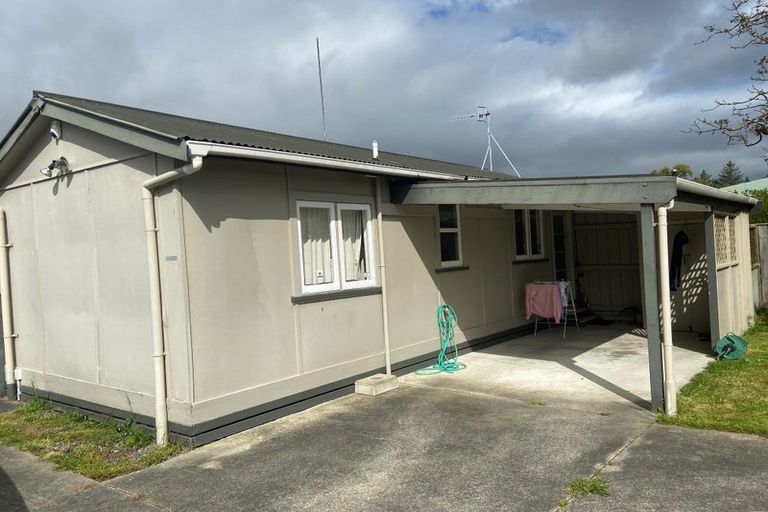 Photo of property in 15 Savage Crescent, West End, Palmerston North, 4412