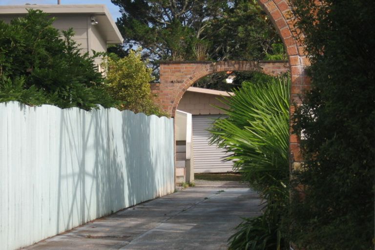 Photo of property in 1/144 Lynwood Road, New Lynn, Auckland, 0600