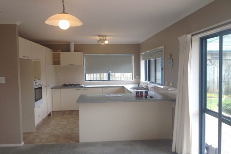 Photo of property in 9 Halstead Place, Huntington Park, Auckland, 2013