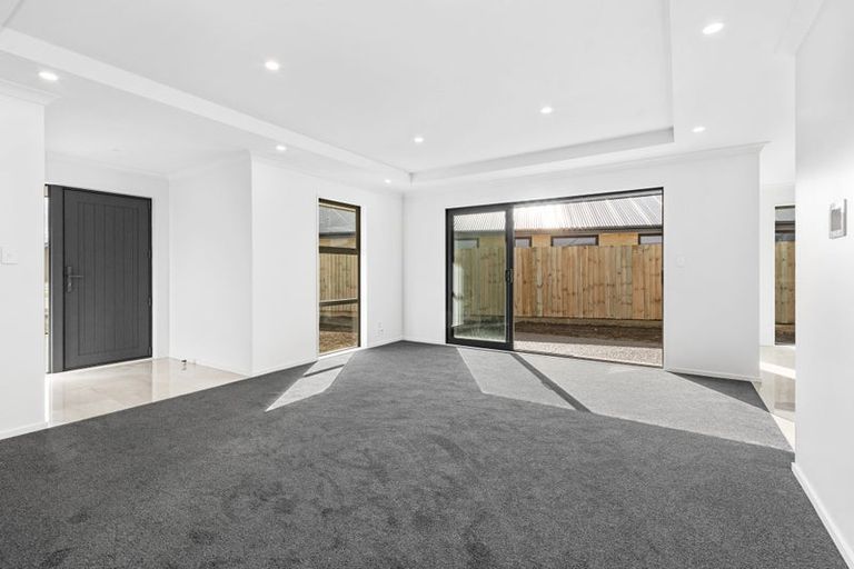 Photo of property in 15 Cleaver Street, Woodend, 7610