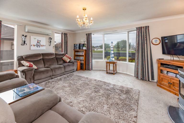 Photo of property in 481 Pages Road, Bexley, Christchurch, 8061