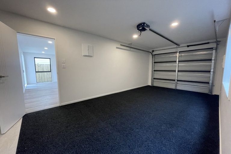 Photo of property in 27b Sunnyside Road, Sunnyvale, Auckland, 0612