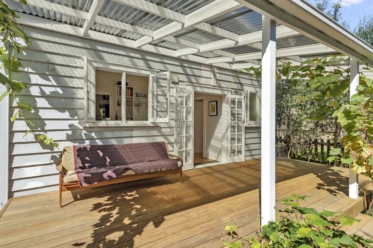 Photo of property in 25 Myrtle Street, Hamilton East, Hamilton, 3216