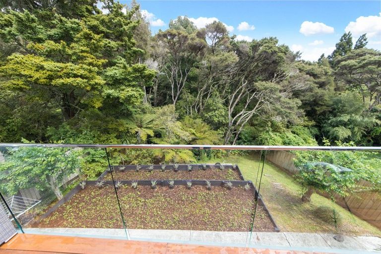 Photo of property in 29 Ian Marwick Place, Birkenhead, Auckland, 0626