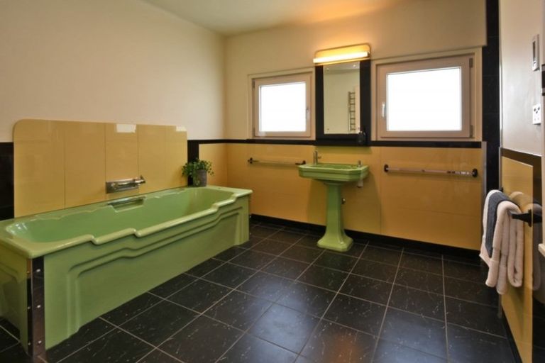 Photo of property in 50 Dyers Pass Road, Cashmere, Christchurch, 8022