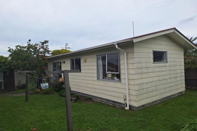 Photo of property in 746 Main North Road, Belfast, Christchurch, 8051